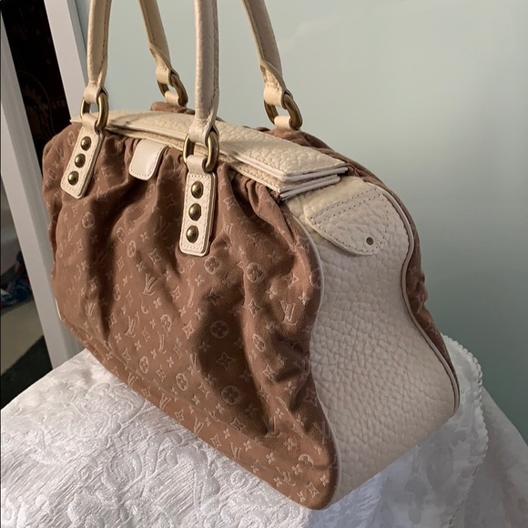 **{SOLD}**Louis Vuitton Mini Monogram Trapzen bag - Picture 3 of 13